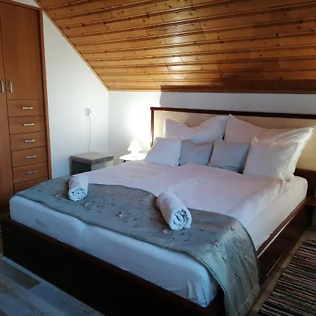 Marianna Apartmán Gyenesdiás