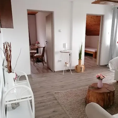 Marianna Apartmán Gyenesdiás